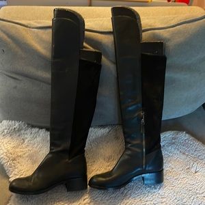 Marc Jacob’s tall booties!